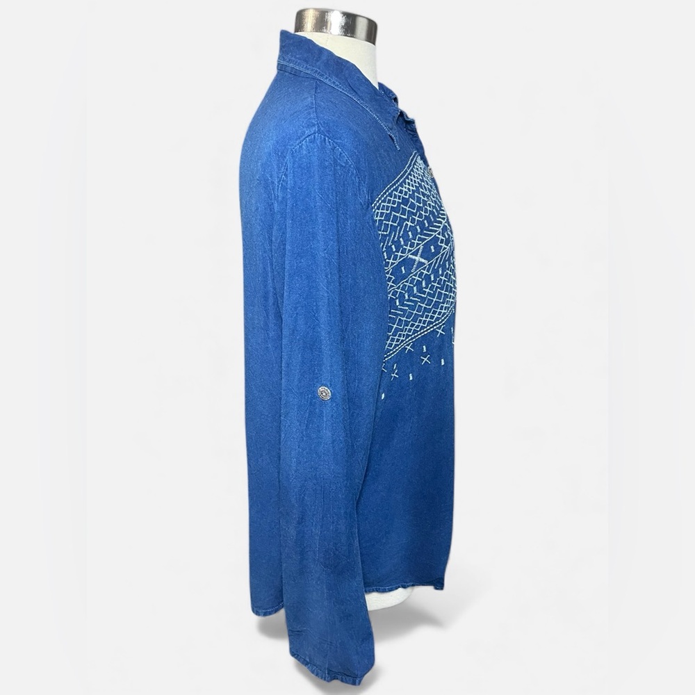 Studio West Embroidered Denim Look Top Western Boho Blouse Size XL - Picture 3 of 8